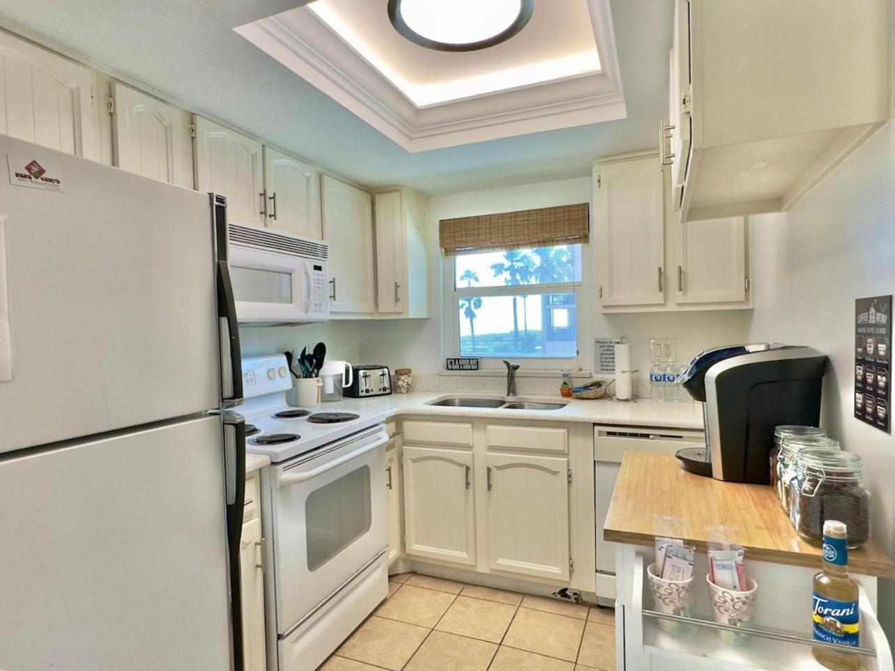 Pier Pressure Beachfront Wpool شاطئ كوكوا المظهر الخارجي الصورة